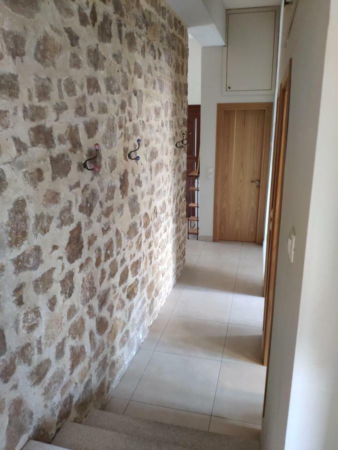 Olive Tree Cottage 2 Nea Peramos  Ngoại thất bức ảnh