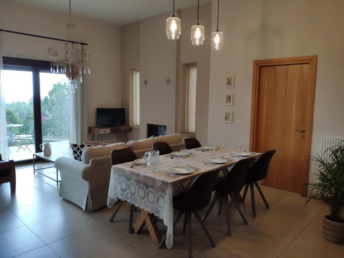 Olive Tree Cottage 2 Nea Peramos  Ngoại thất bức ảnh